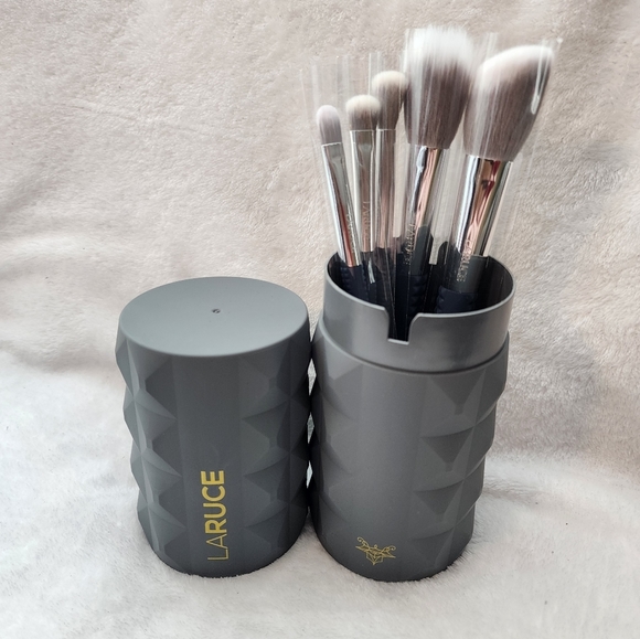 🆕️ LARUCE "Christine" 5 Piece Brush Set - Picture 2 of 5